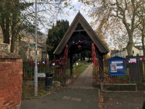 Read more about the article Remembrance – Poppies on the Church Railings